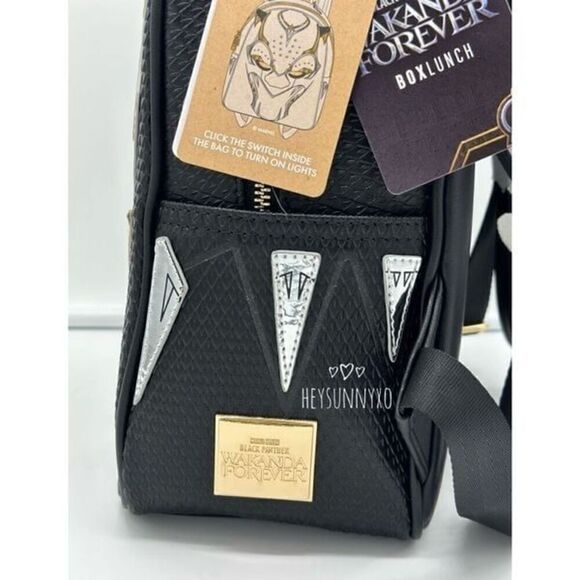 Marvel Black Panther 2 Wakanda Forever Cosplay Light Up Mini Backpack - Picture 3 of 6